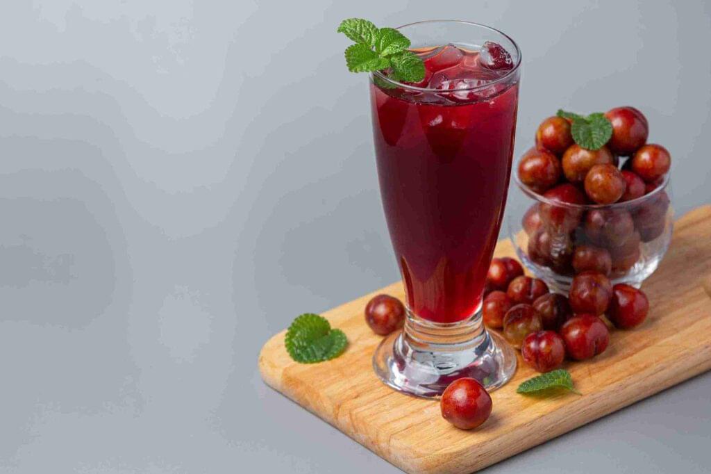 one glass of Sprite Cranberry Pineapple