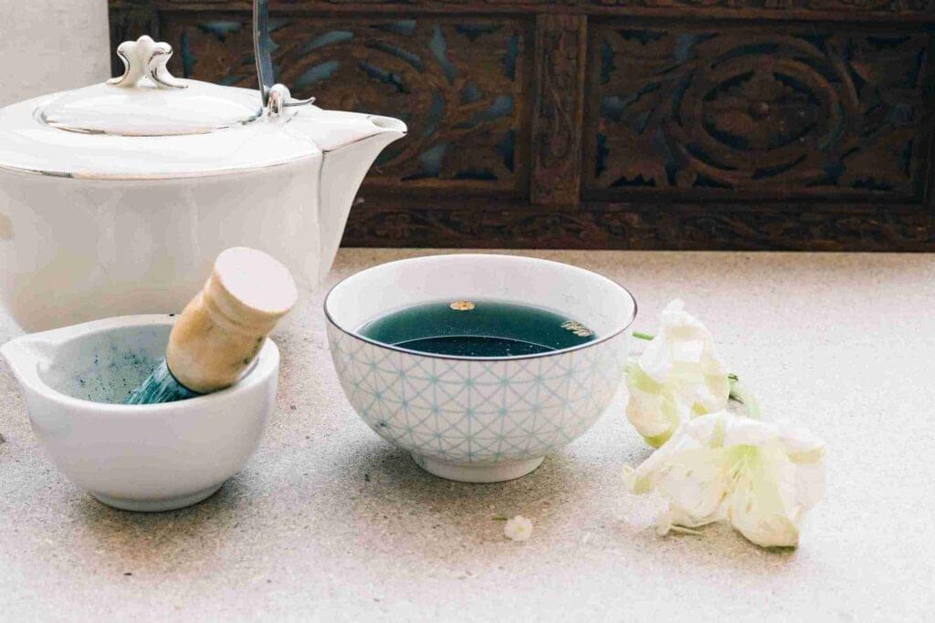 two bowl of jasmine tea for answer of what is the tea used in chinese restaurants